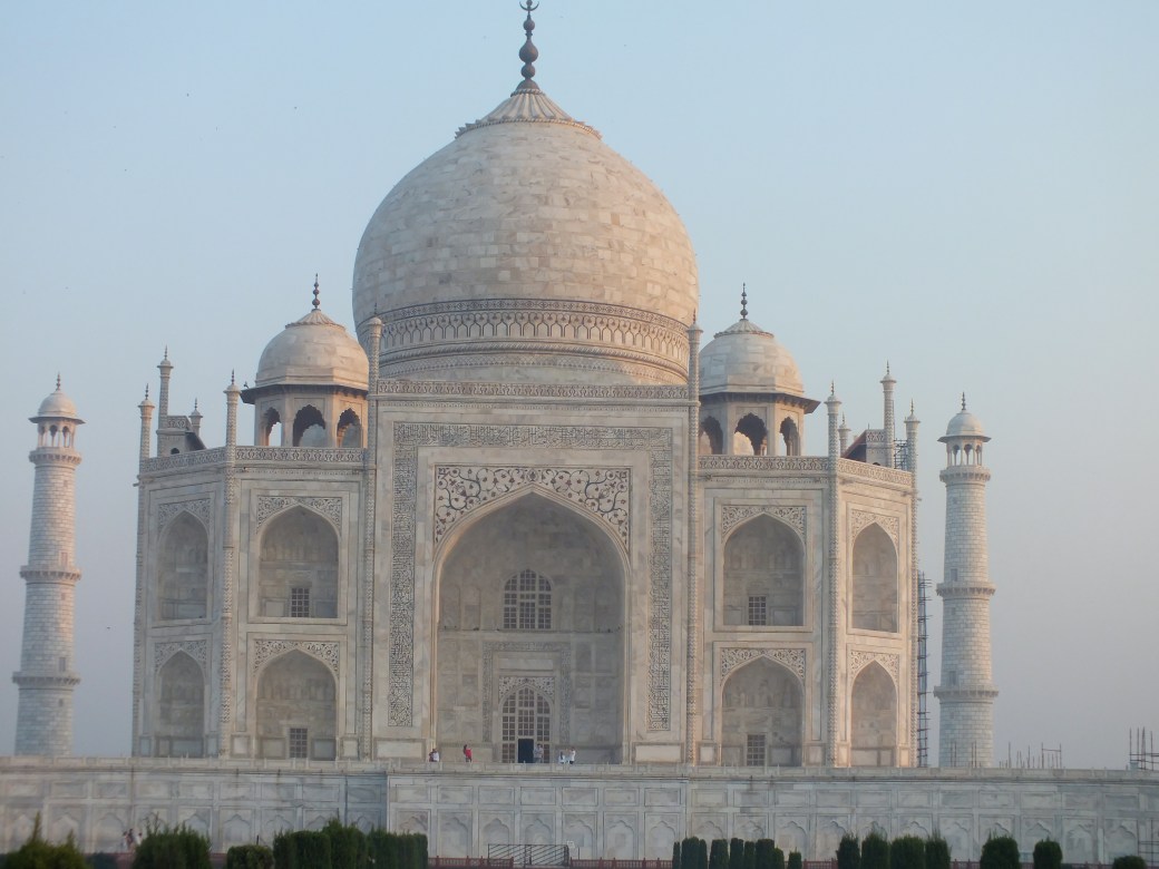 TajAtSunrise.JPG